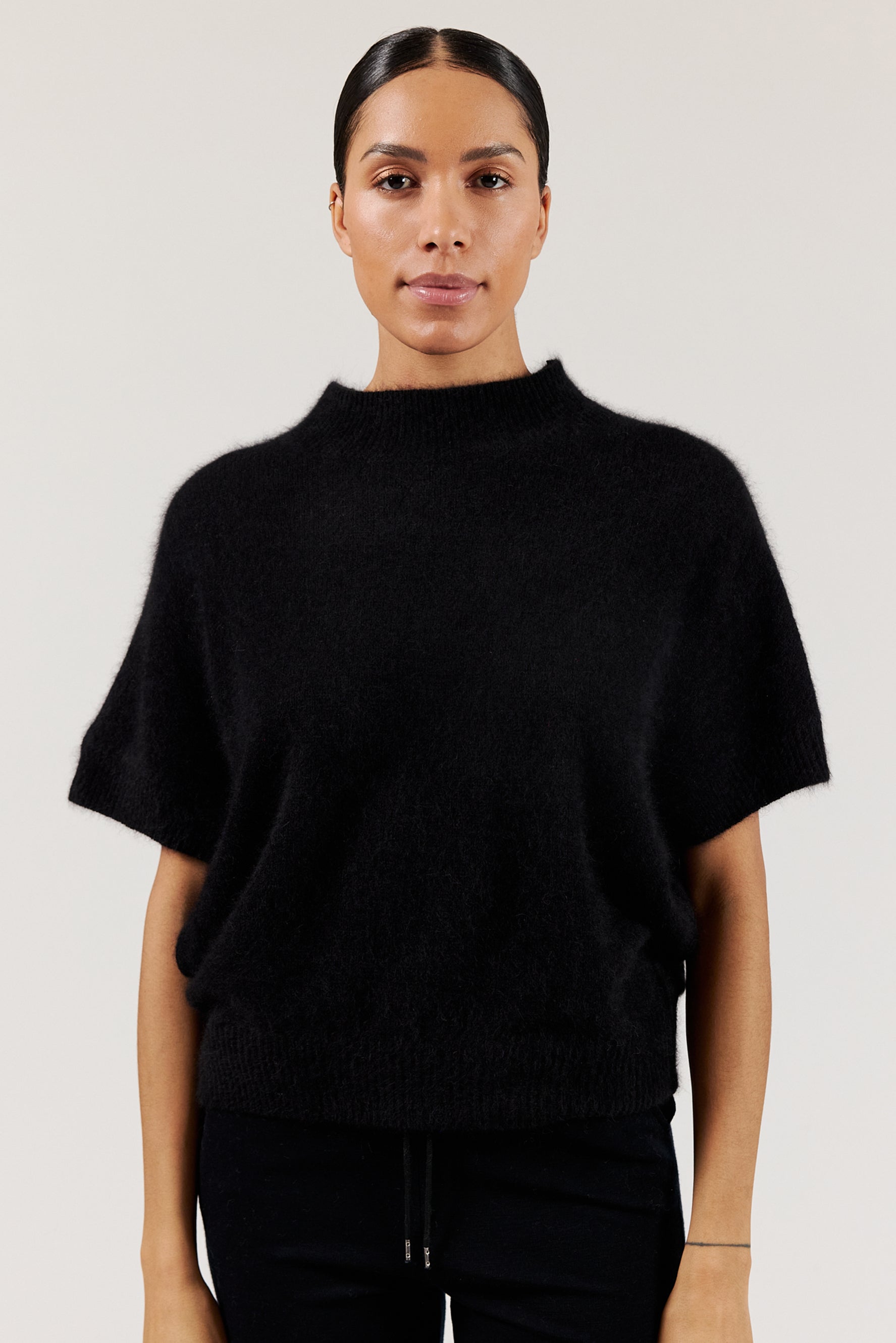 DOANNA SWEATER | Black