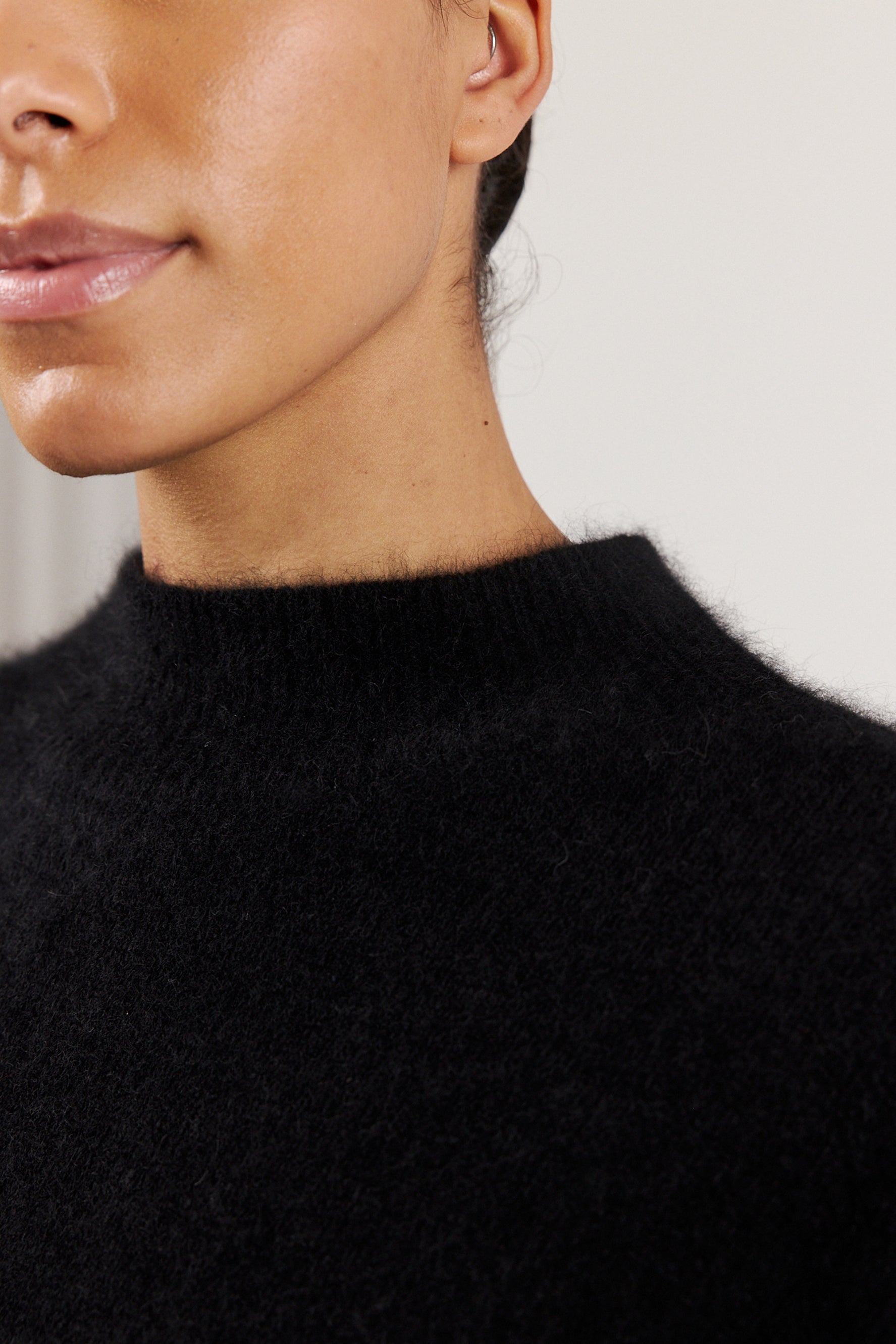 DOANNA SWEATER | Black