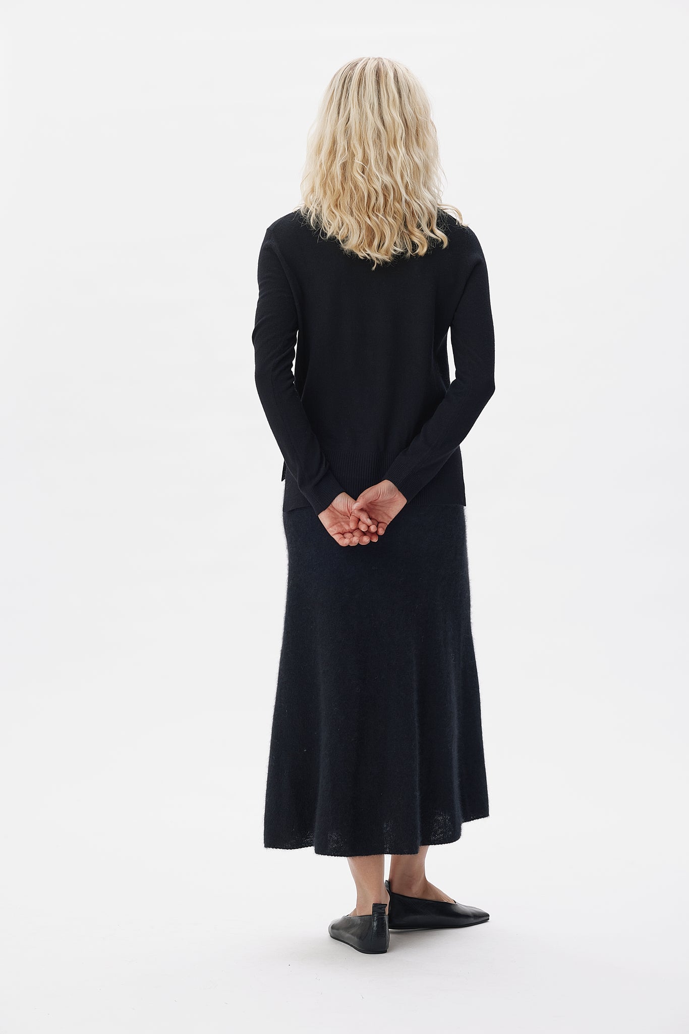 MAQUINZA SWEATER | Black