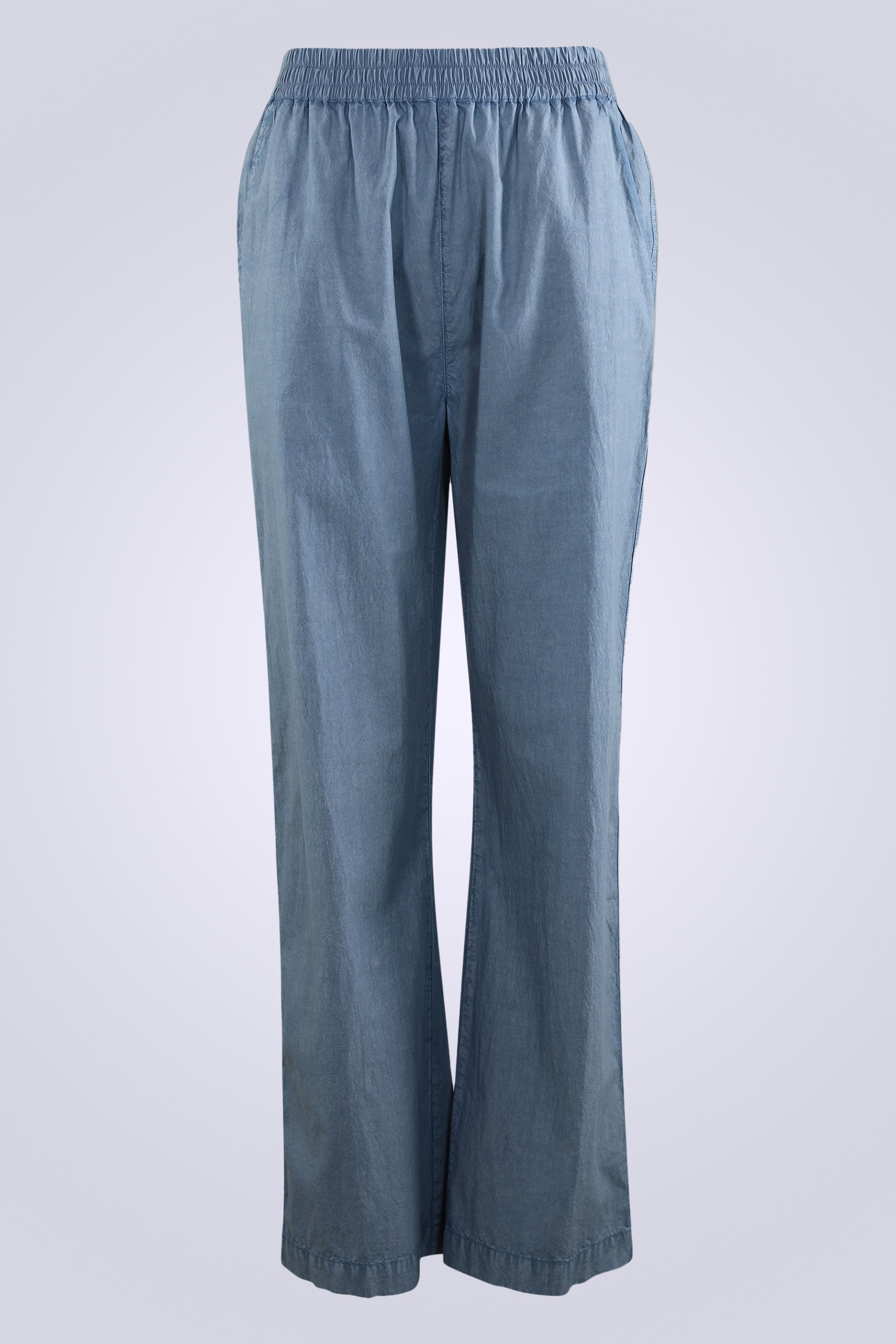 72016_2297_Packfront.jpg media file