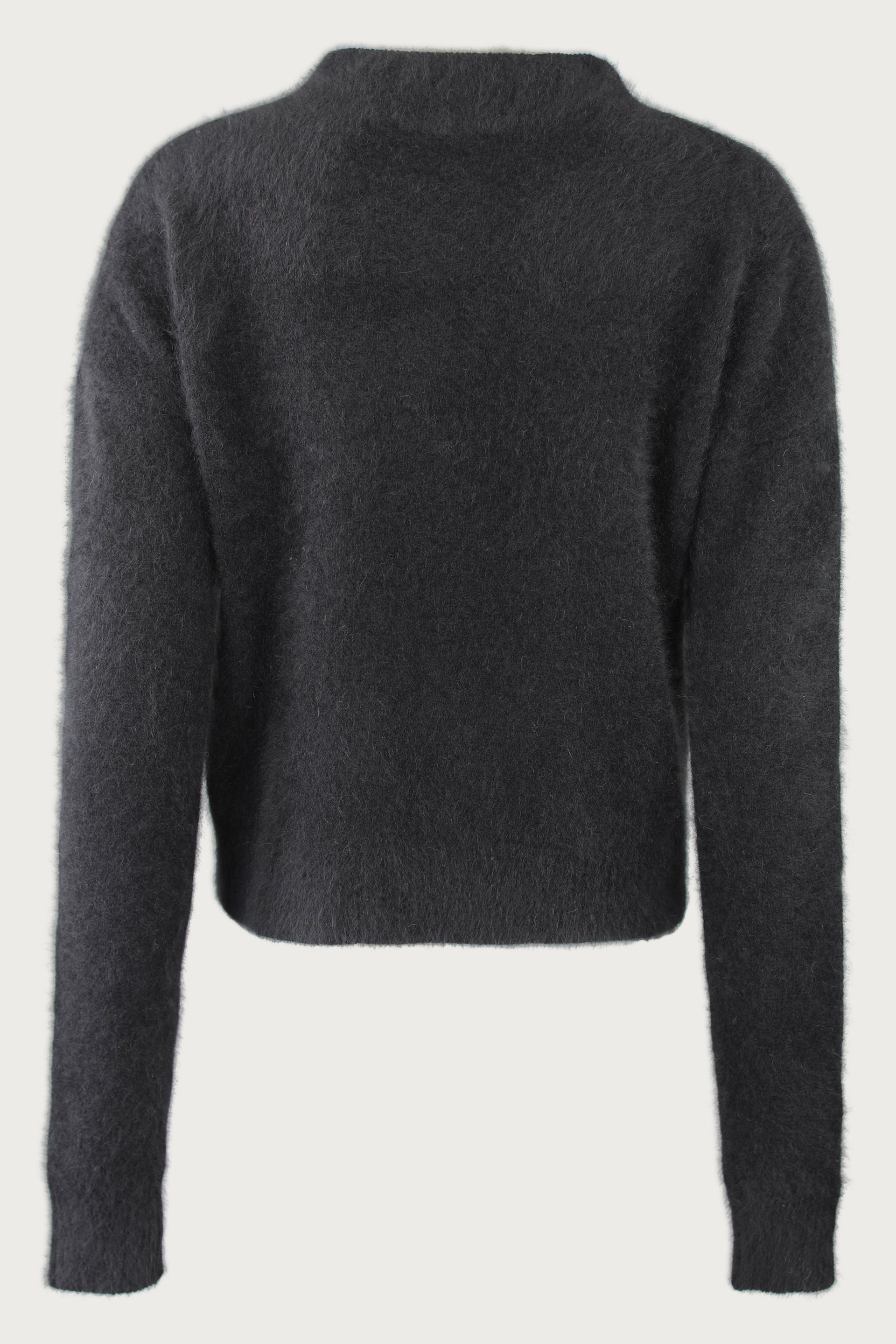 UTTA SWEATER | Black