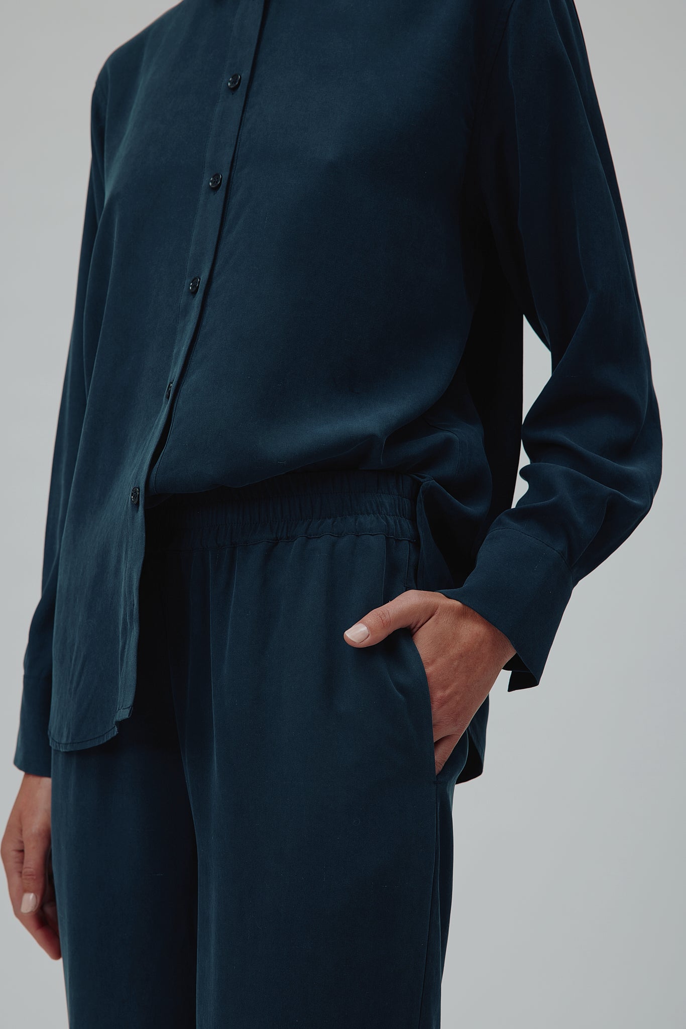 72249_7090_Detail.jpg media file