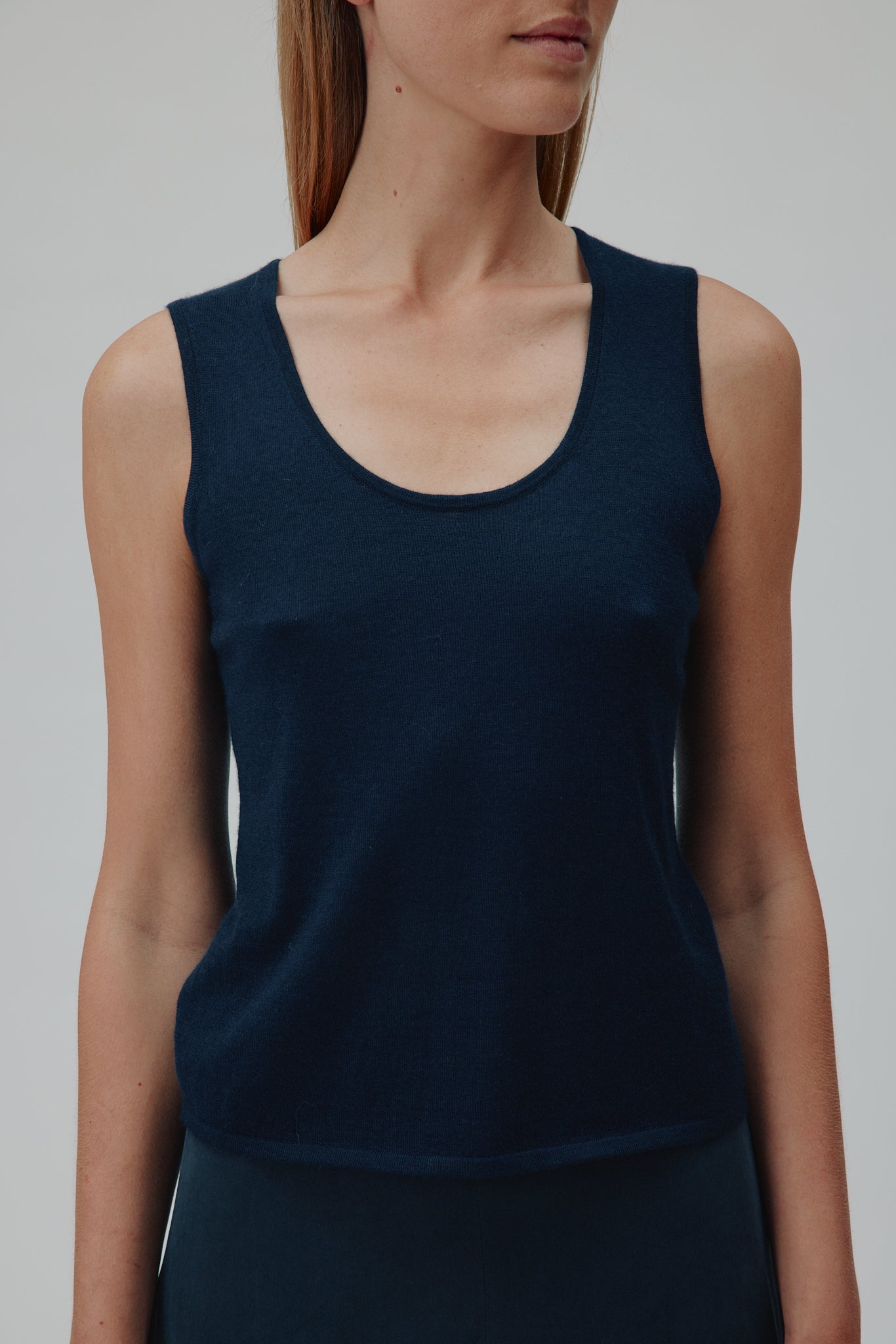 72257_7090_Detail.jpg media file