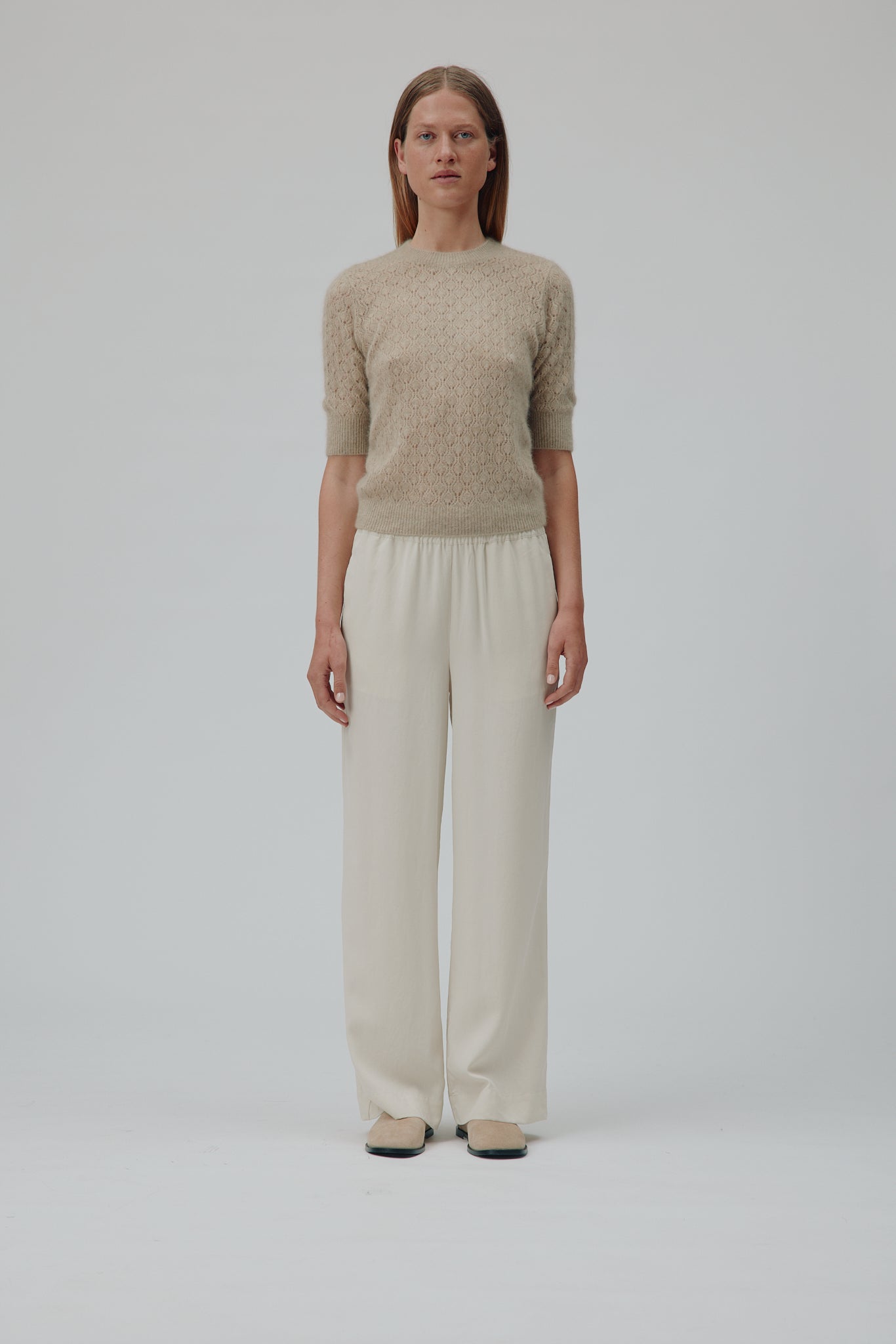 72266_4577_Lookfront.jpg media file