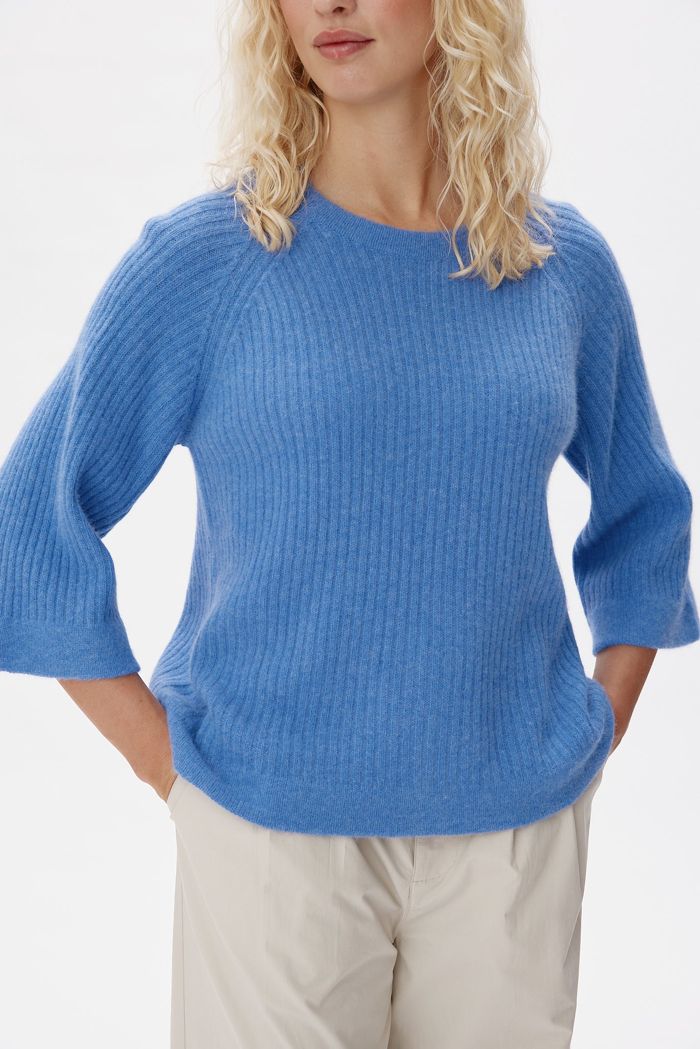 72304_3650_Detail.jpg media file