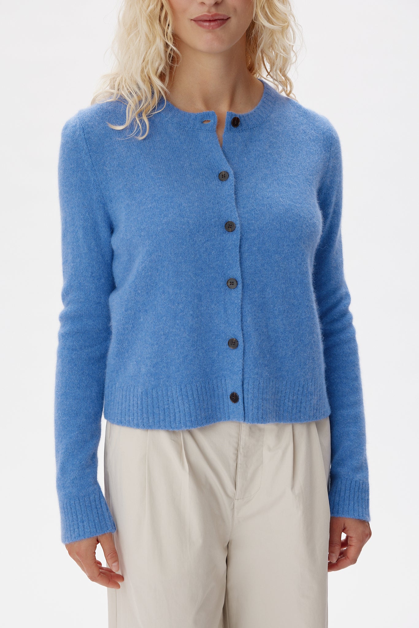 72311_3650_Detail.jpg media file