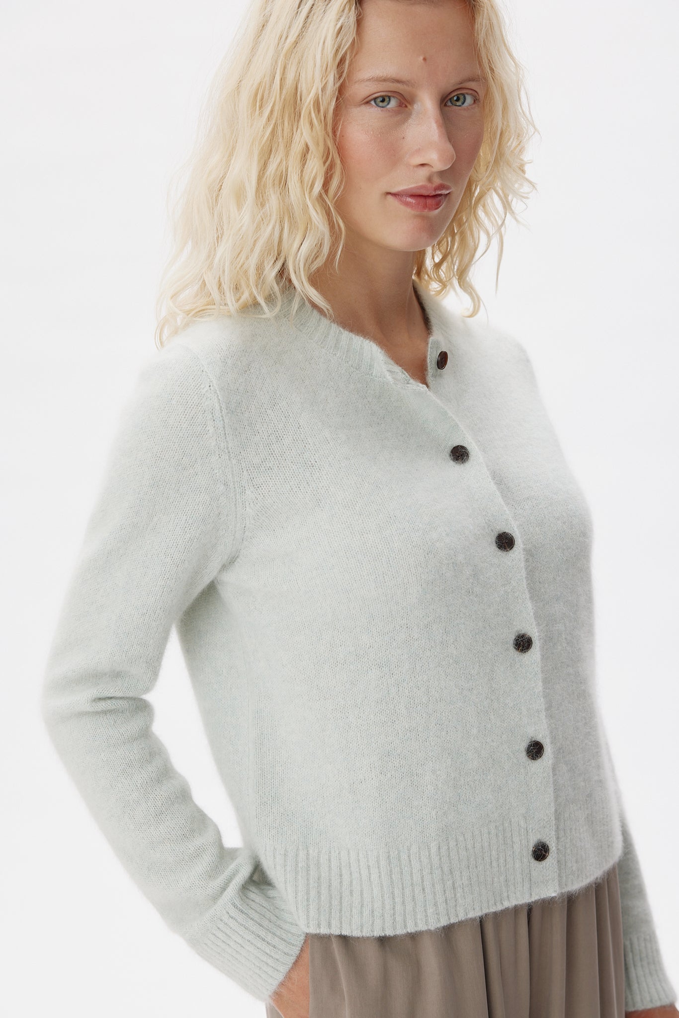 72311_3690_Detail.jpg media file