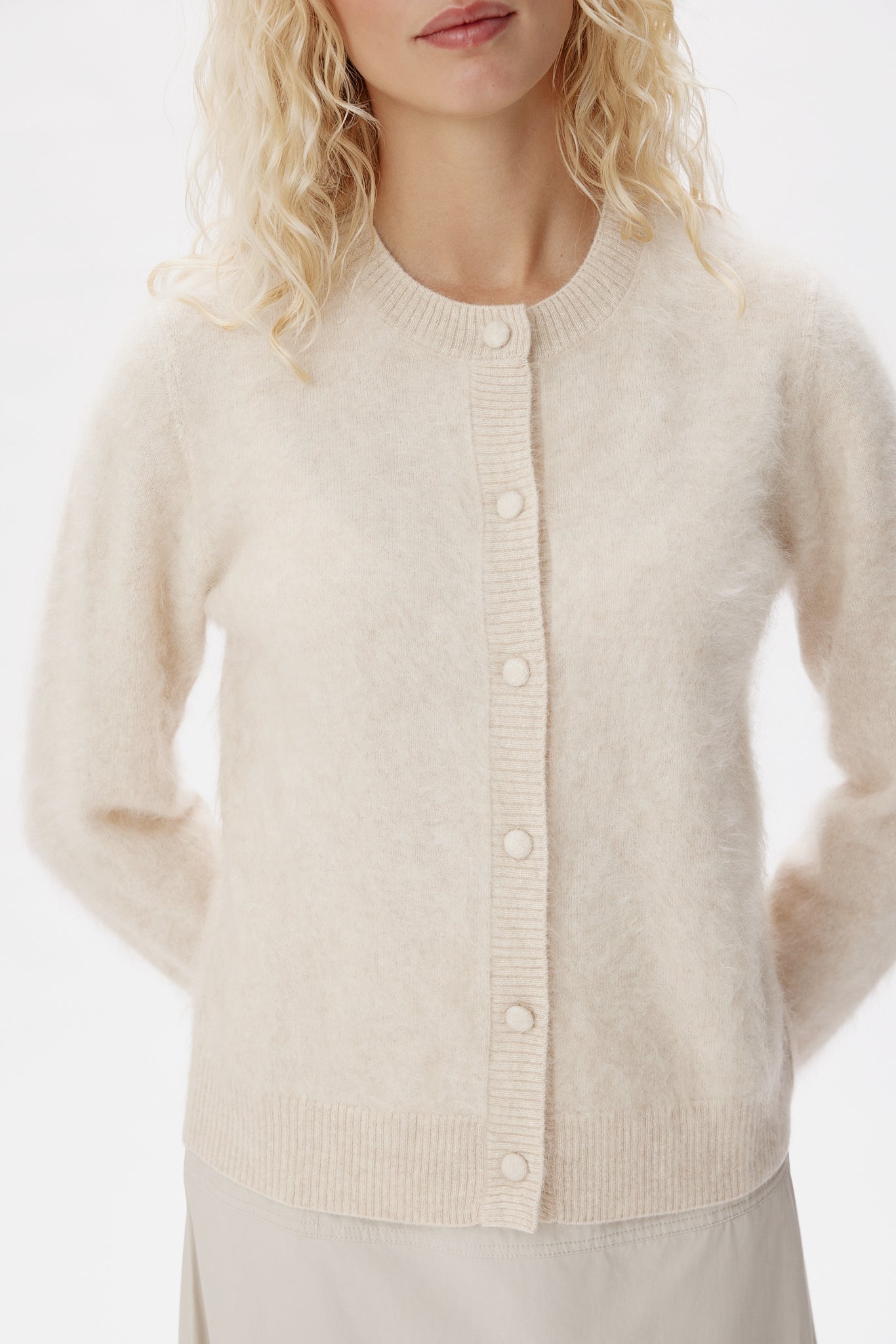 72326_3970_Detail.jpg media file