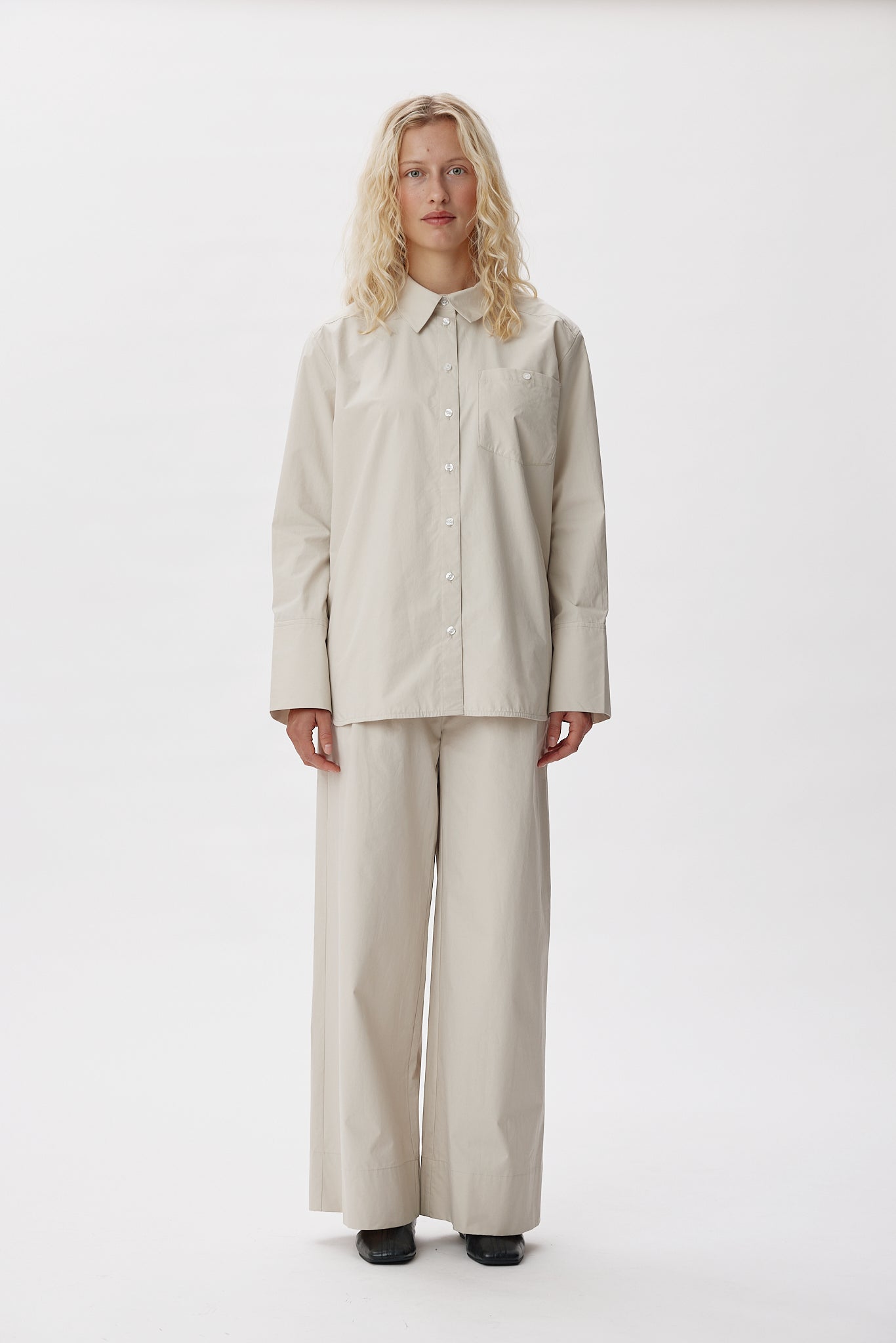 72342_3197_Lookfront.jpg media file