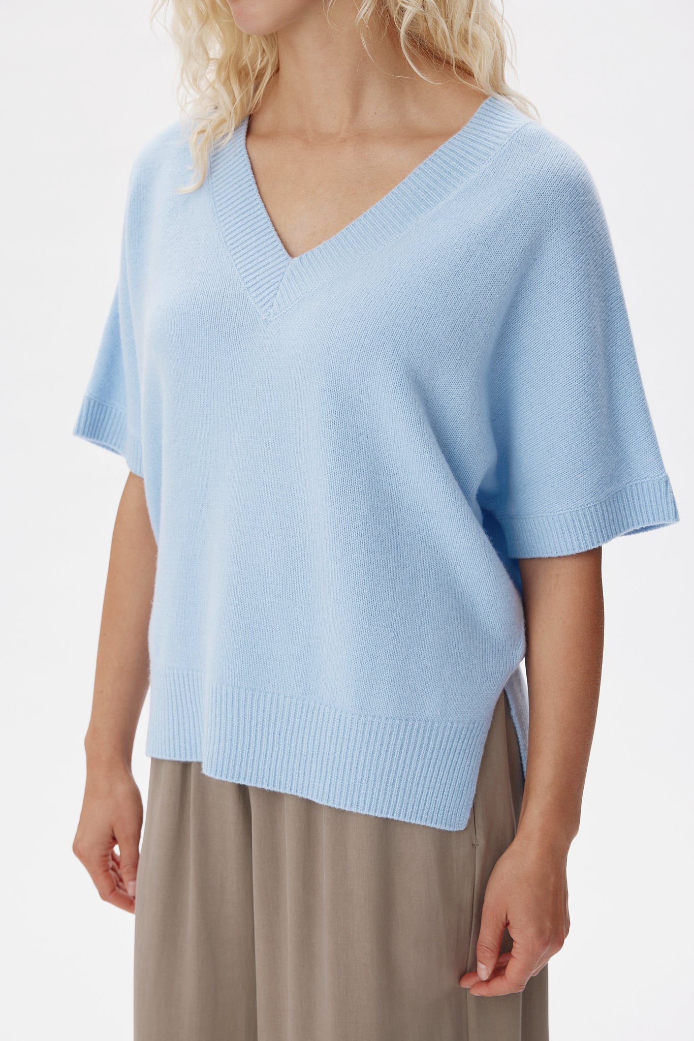 HELLE SWEATER | Soft Blue