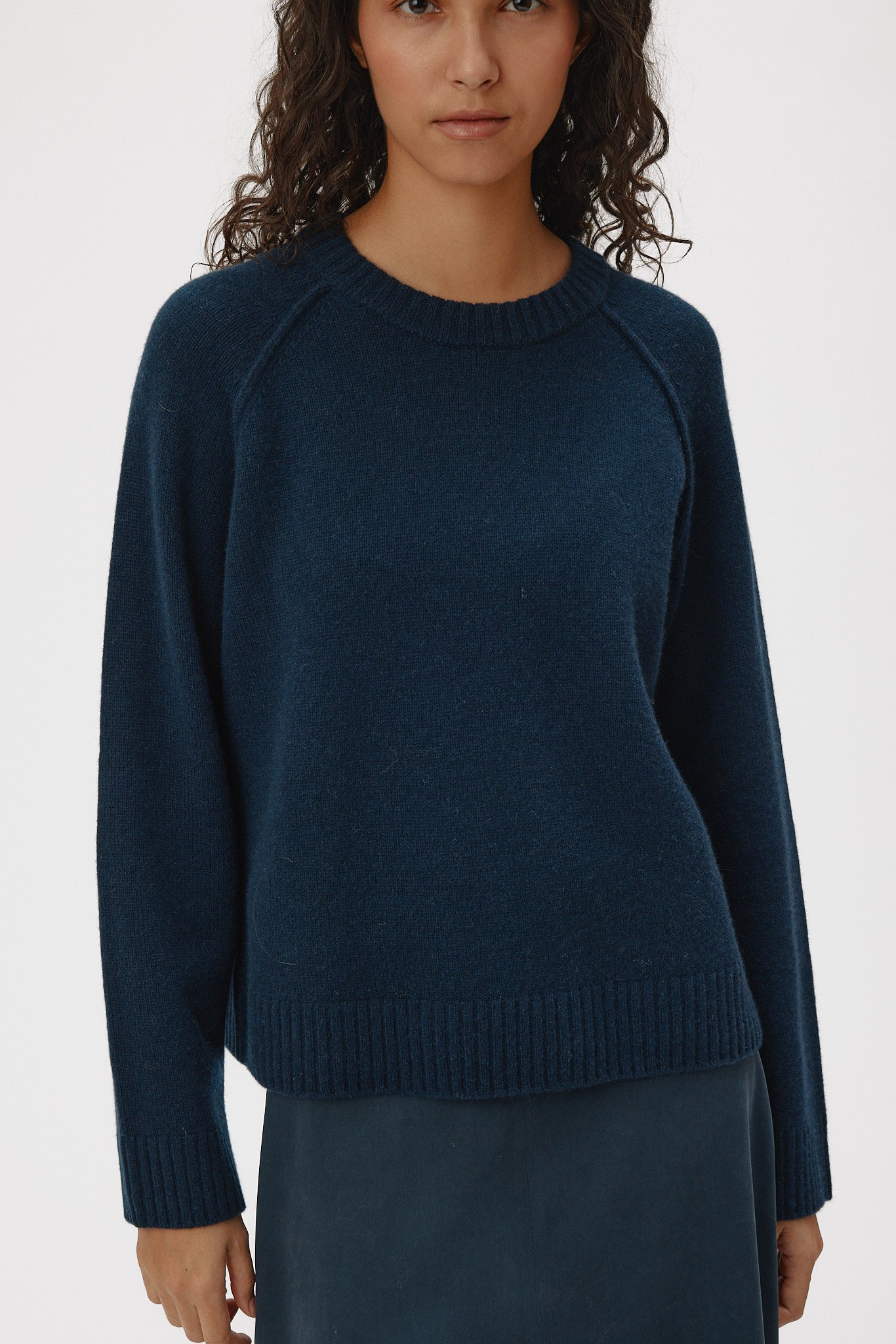 72376_7090_Detail2.jpg media file