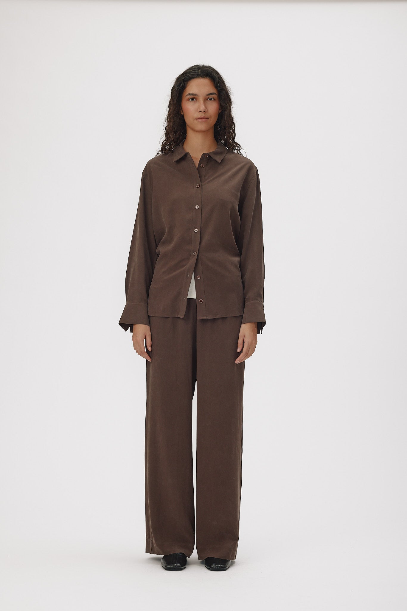 72400_3920_Lookfront.jpg media file