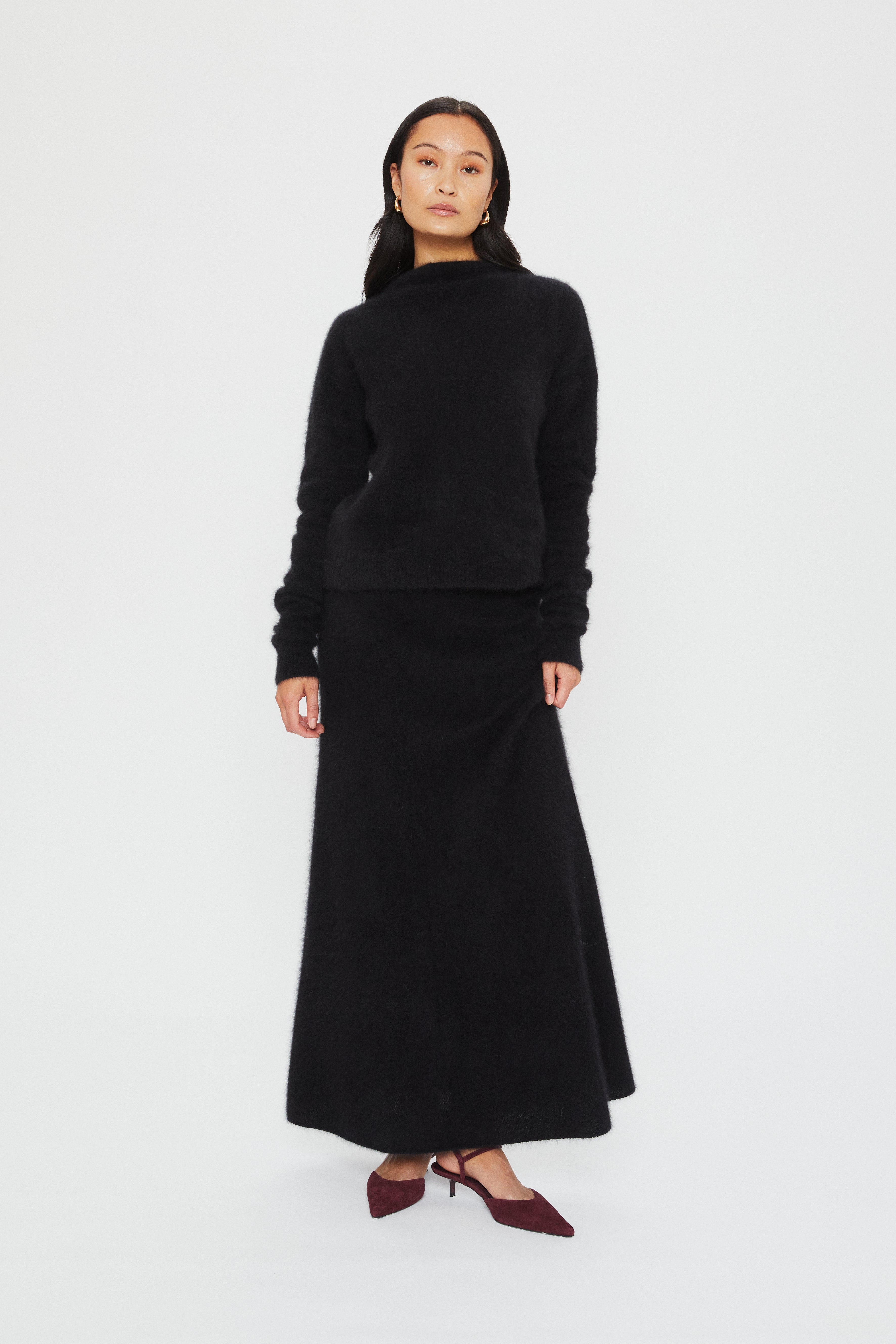 UTTA SWEATER | Black