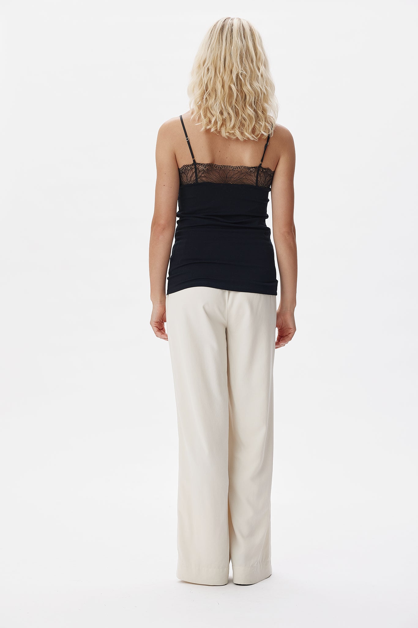 PALLYA TOP | Black