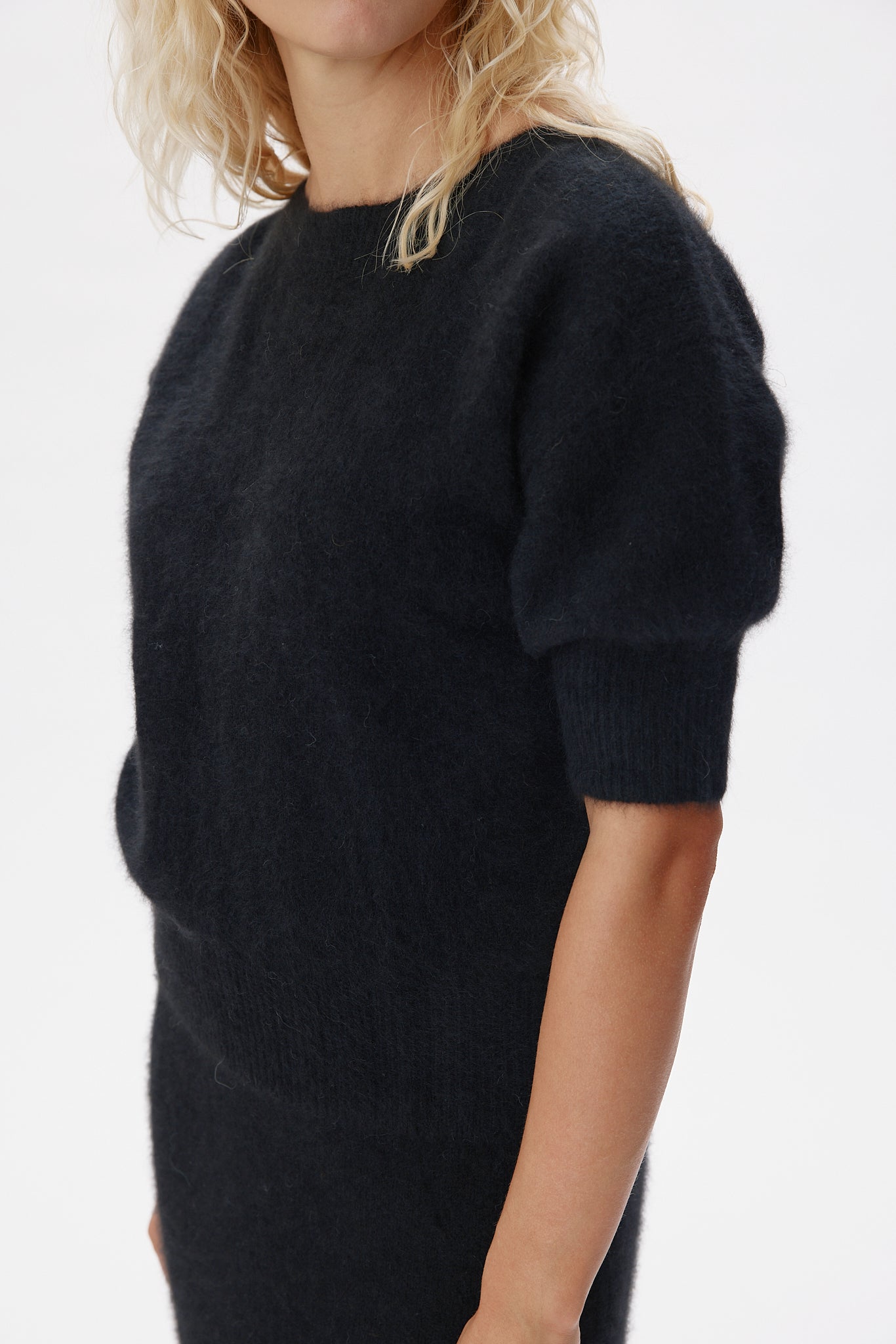 72082_1000_Detail.jpg media file