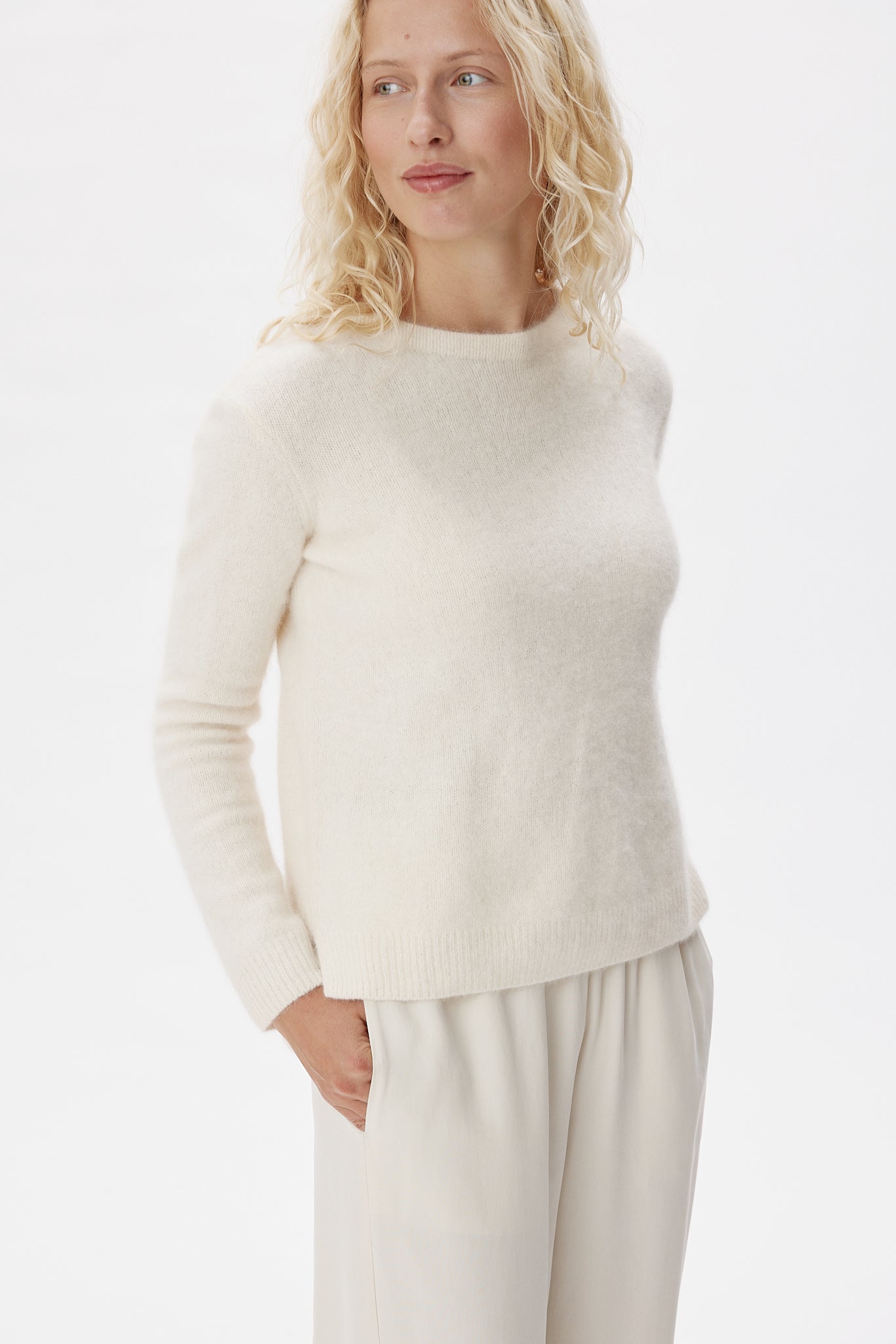 72083_7174_Detail.jpg media file