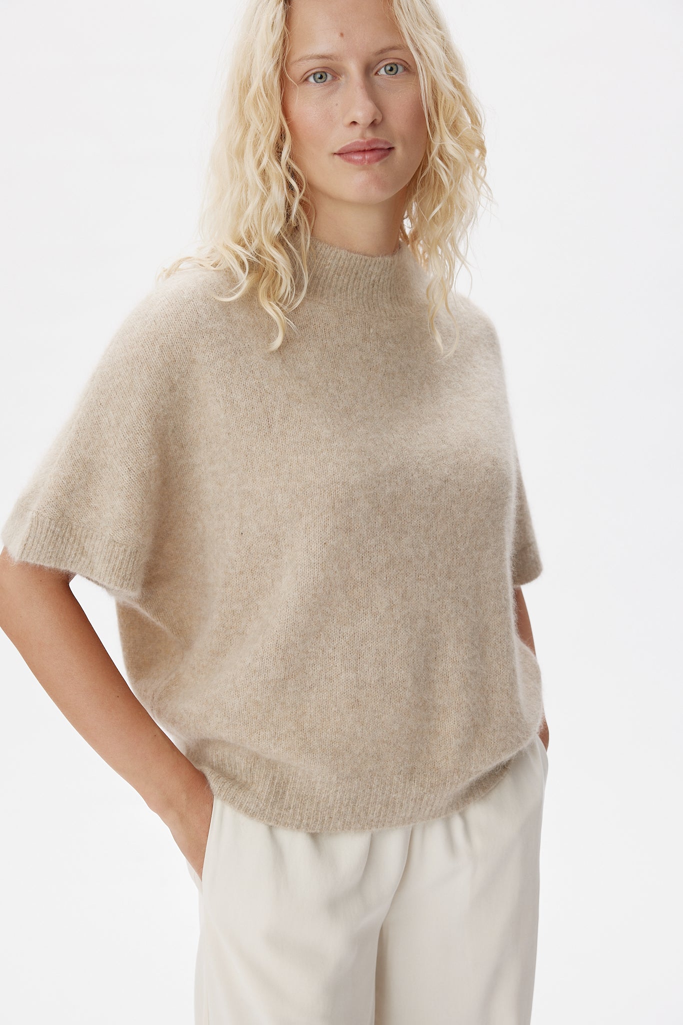 72183_4577_Detail.jpg media file