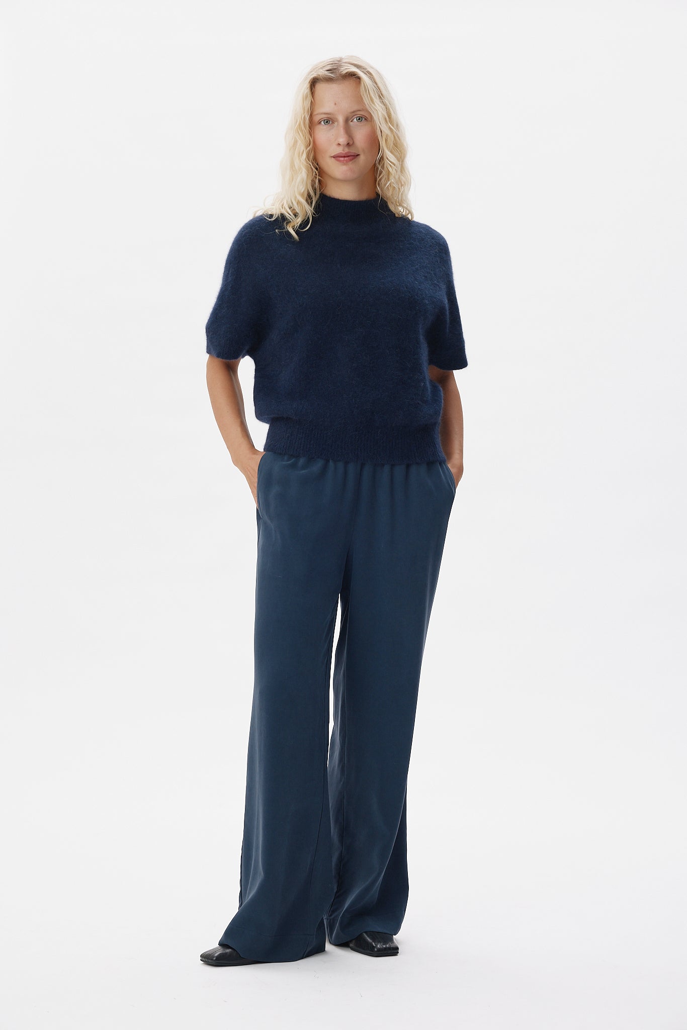 DOANNA SWEATER | Night Sky