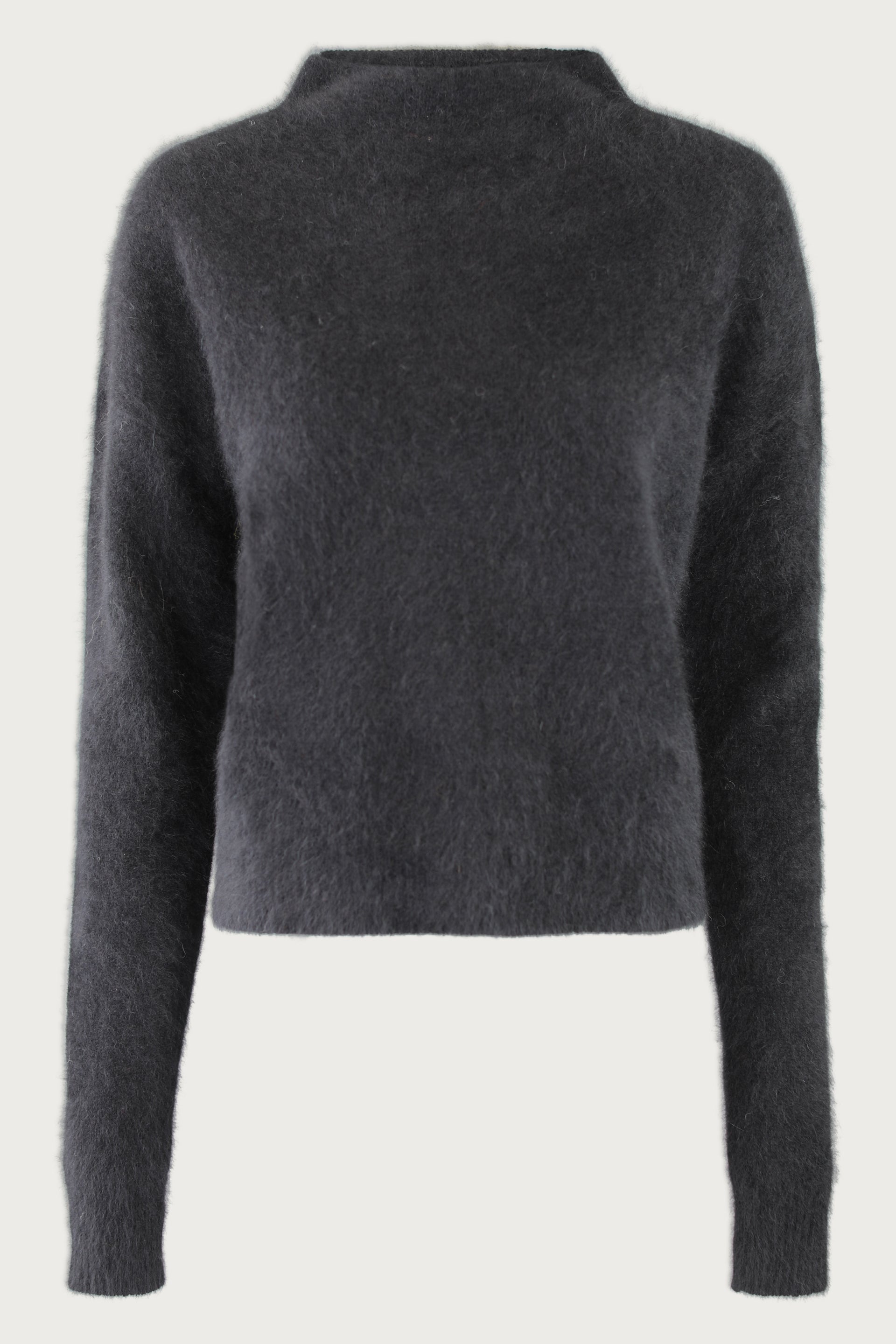 UTTA SWEATER | Black