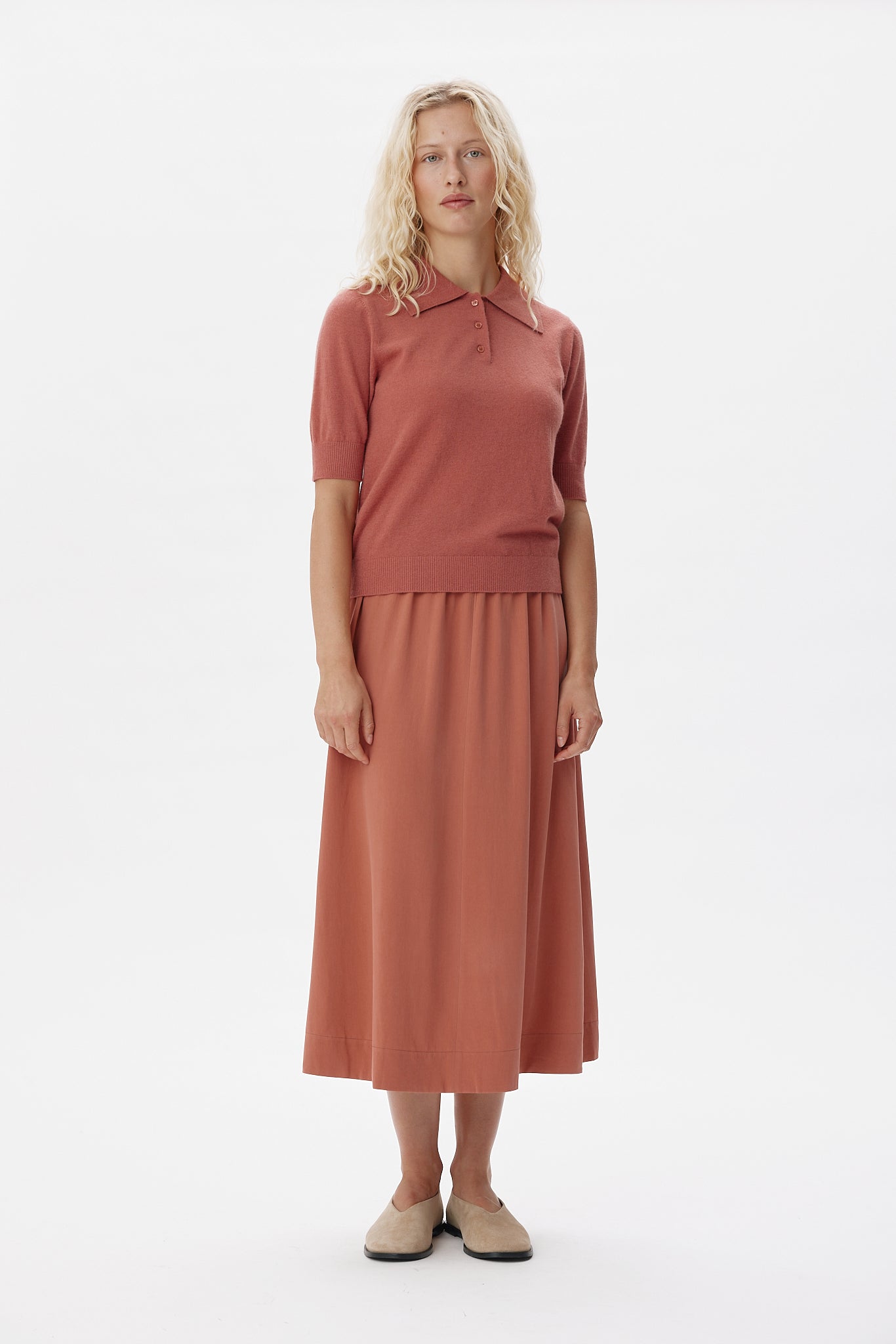 72241_3885_Lookfront.jpg media file