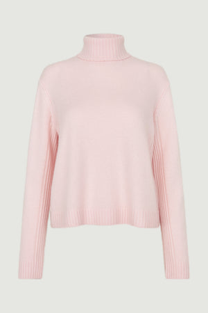 72270_3192_Packfront.jpg media file