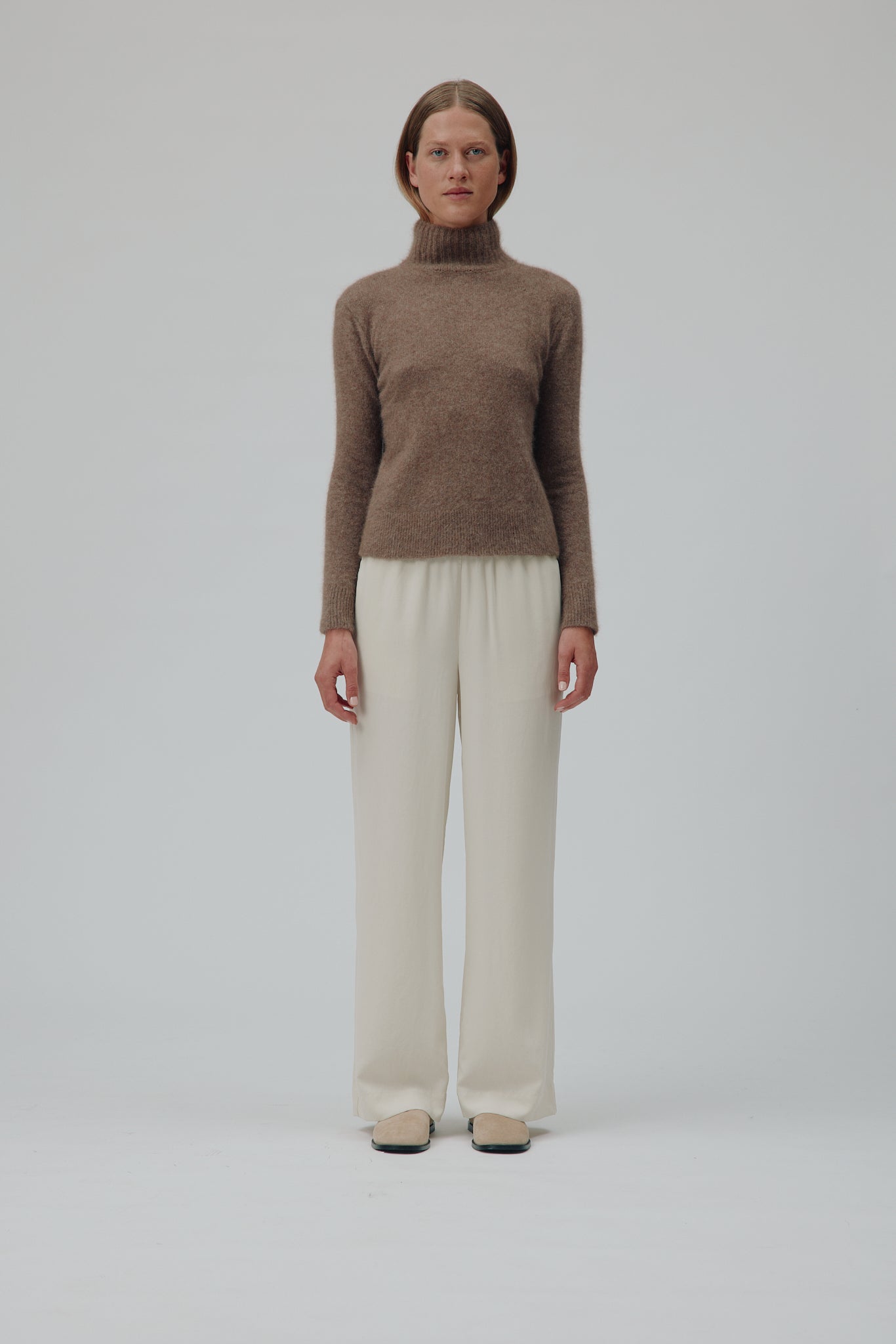 72280_3205_Lookfront.jpg media file